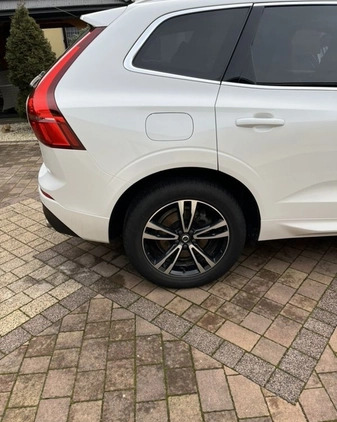 Volvo XC 60 cena 129000 przebieg: 98300, rok produkcji 2018 z Przedbórz małe 79